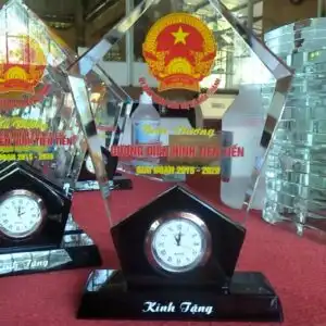 ĐỒNG HỒ PHA LÊ 1